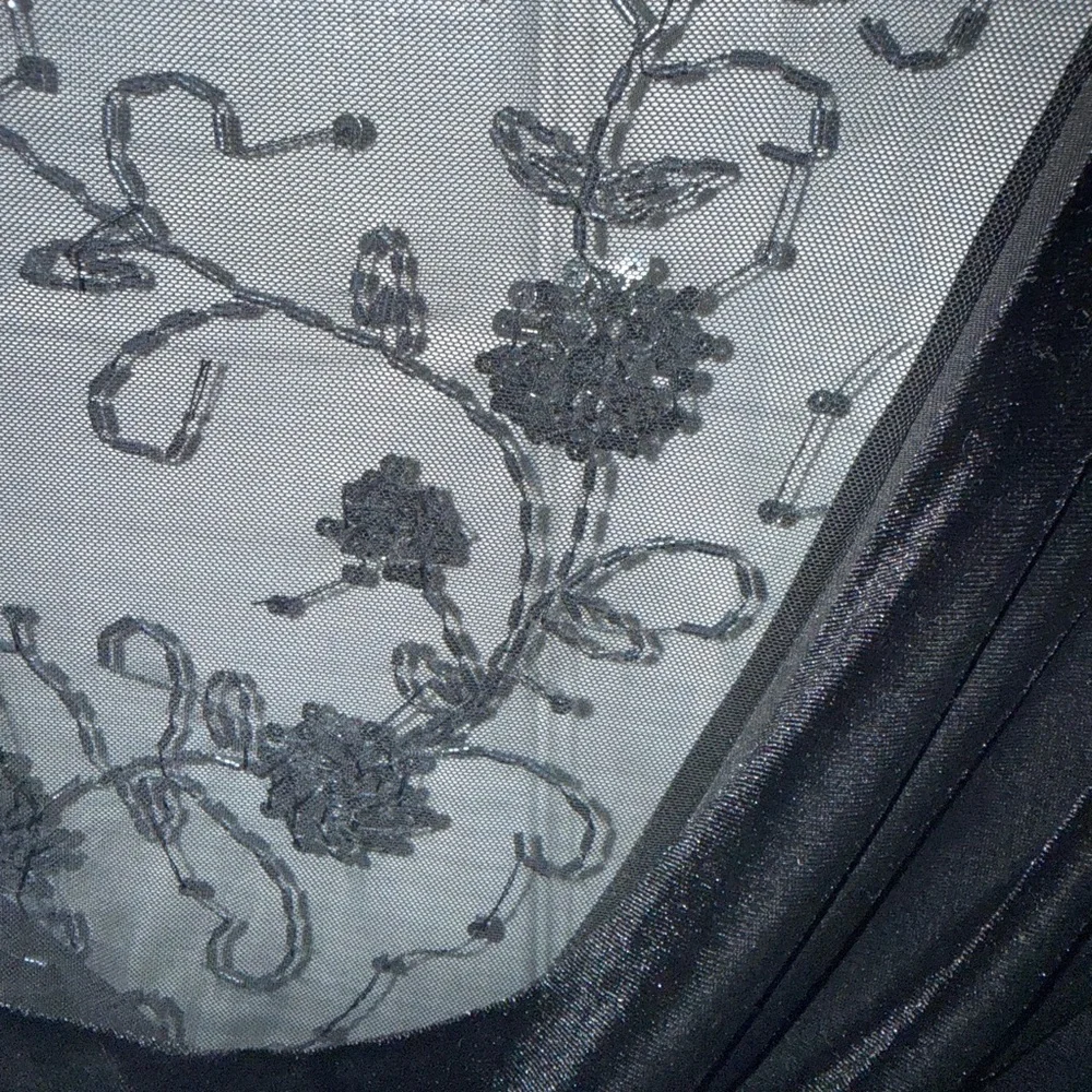 Patra Black Blouse with Floral Embroidery - Picture 3 of 5
